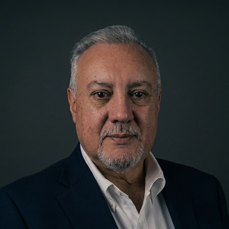 Dr. William Uribe